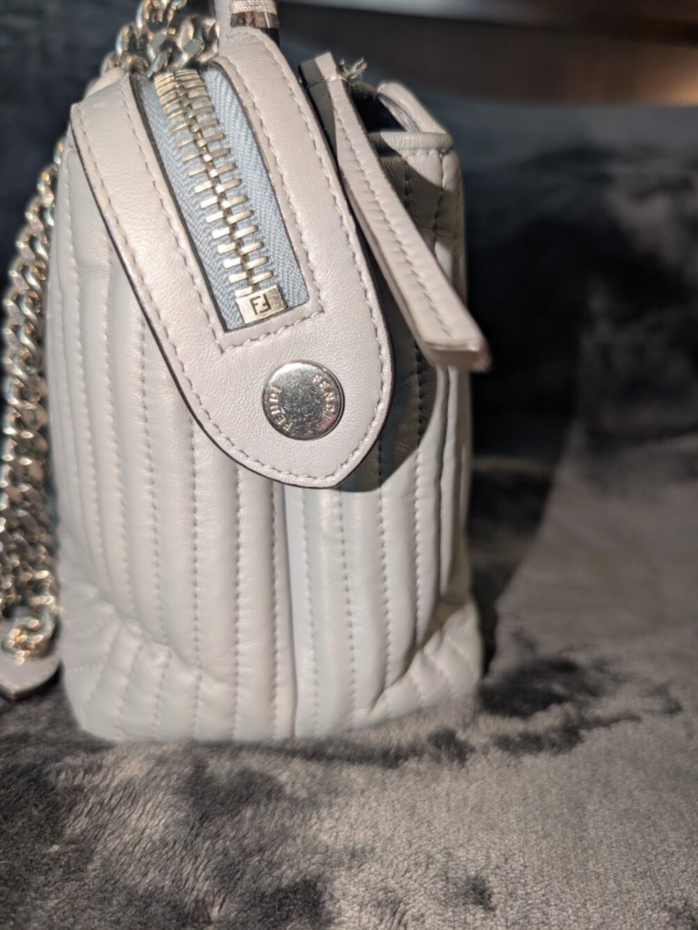 FENDI Dotcom Click Chain Shoulder Bag (Authentication Included) - Picture 8 of 16